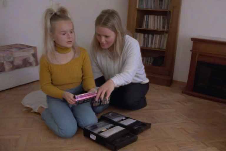 ¿Qué recomendaciones de almacenamiento a largo plazo existen para mis videos digitales provenientes de las cintas VHS?